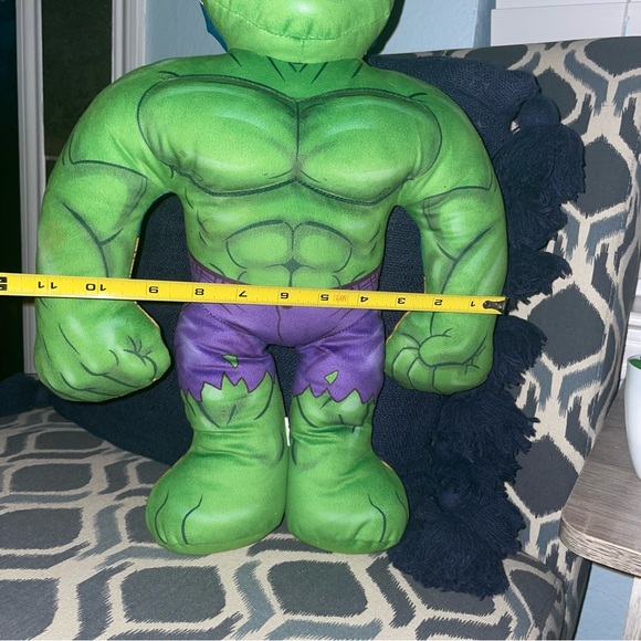 Marvel Halfems double sided plush avengers incredible hulk and Thanos 18" pillow - Picture 7 of 10